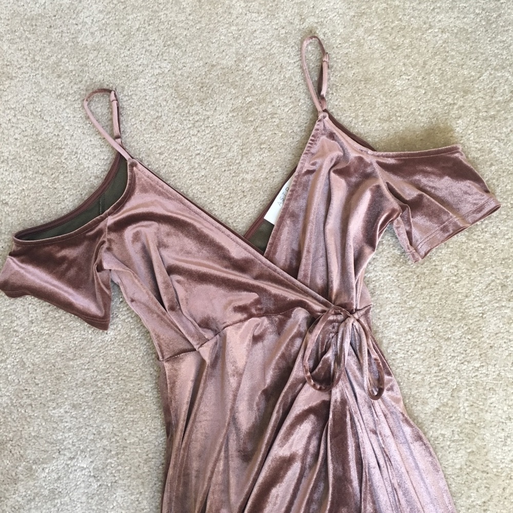 ASTR Cold Shoulder Velvet Wrap Dress